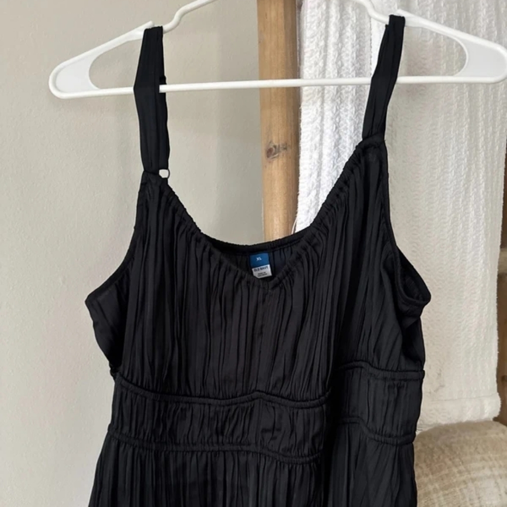 Black Pleated Dress